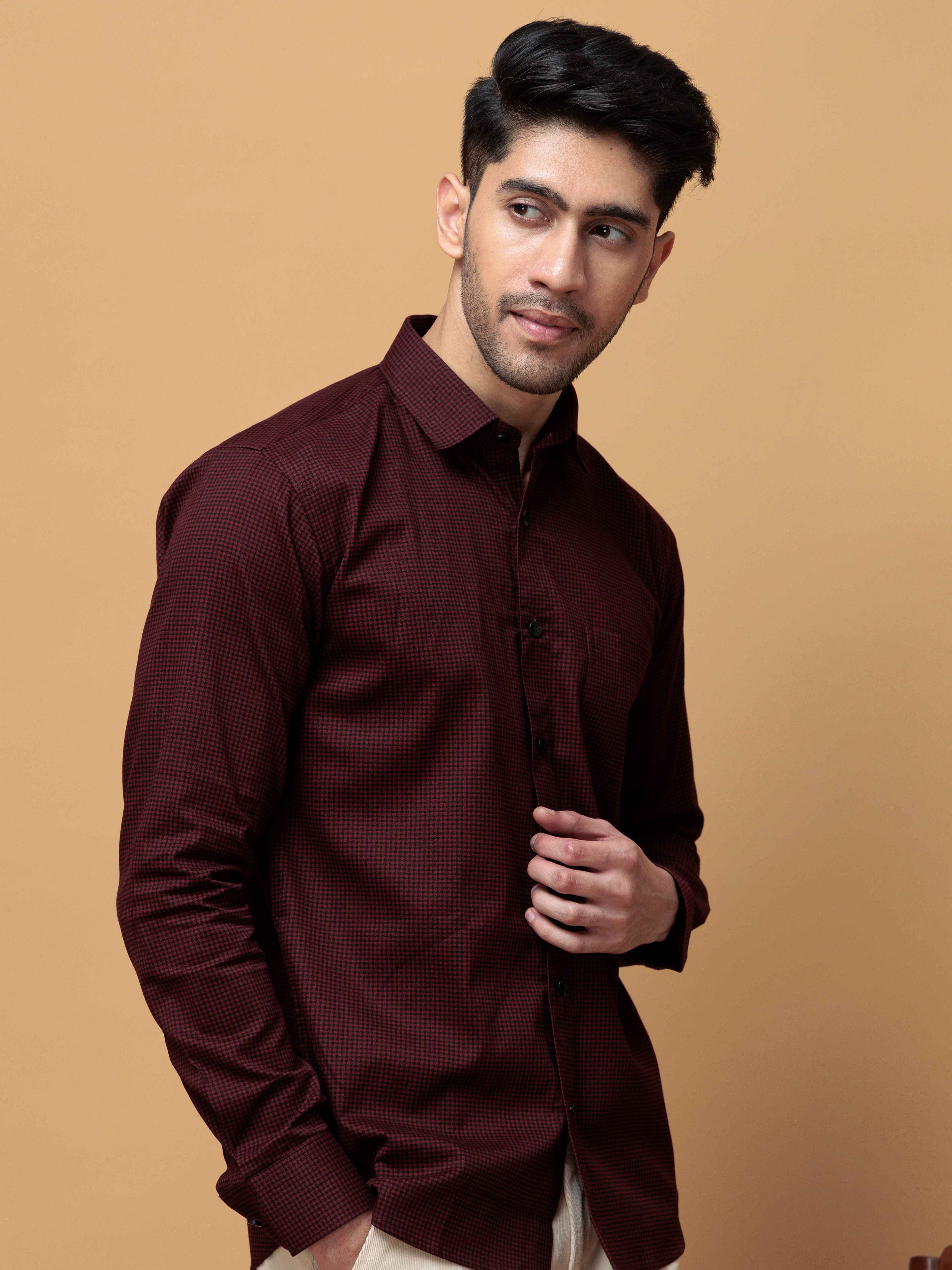 FOOMER WINE MINI CHECKED COTTON CASUAL SHIRT FOR MEN'S