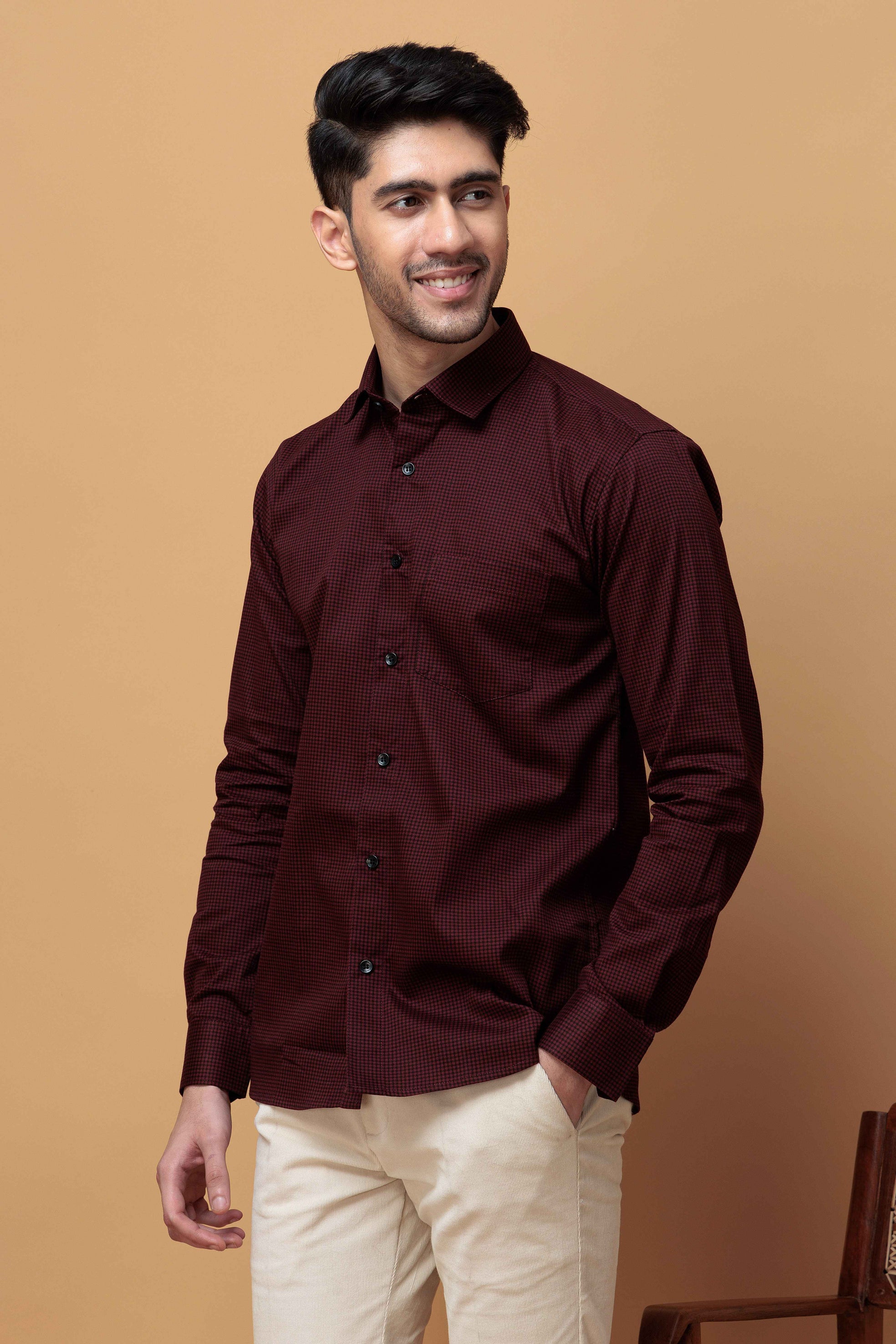 FOOMER WINE MINI CHECKED COTTON CASUAL SHIRT FOR MEN'S