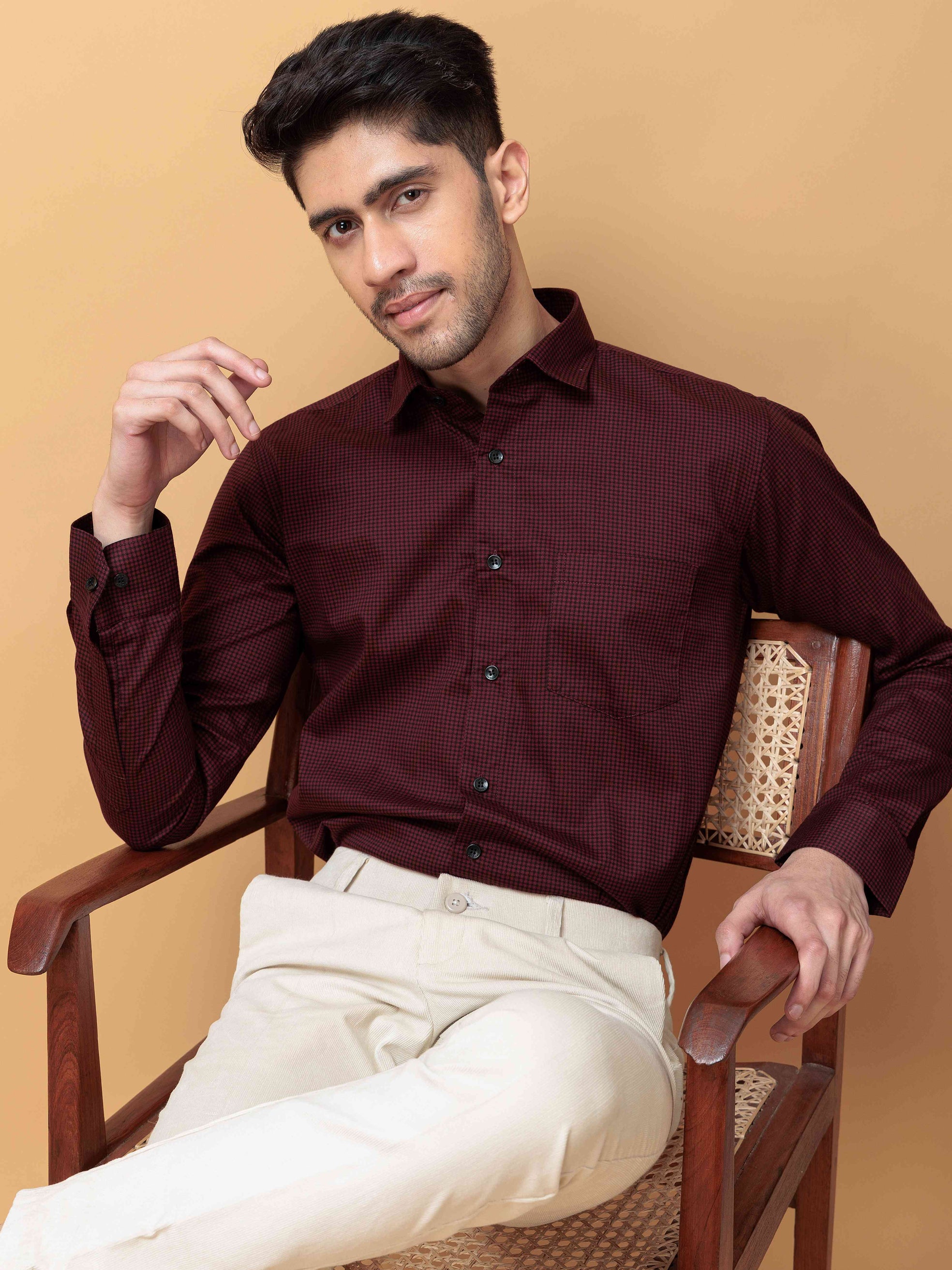 FOOMER WINE MINI CHECKED COTTON CASUAL SHIRT FOR MEN'S